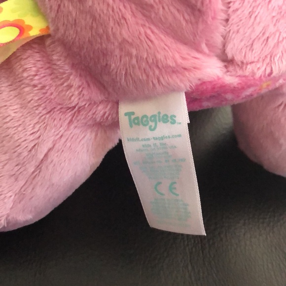 Taggies elephant toy - Picture 5 of 5